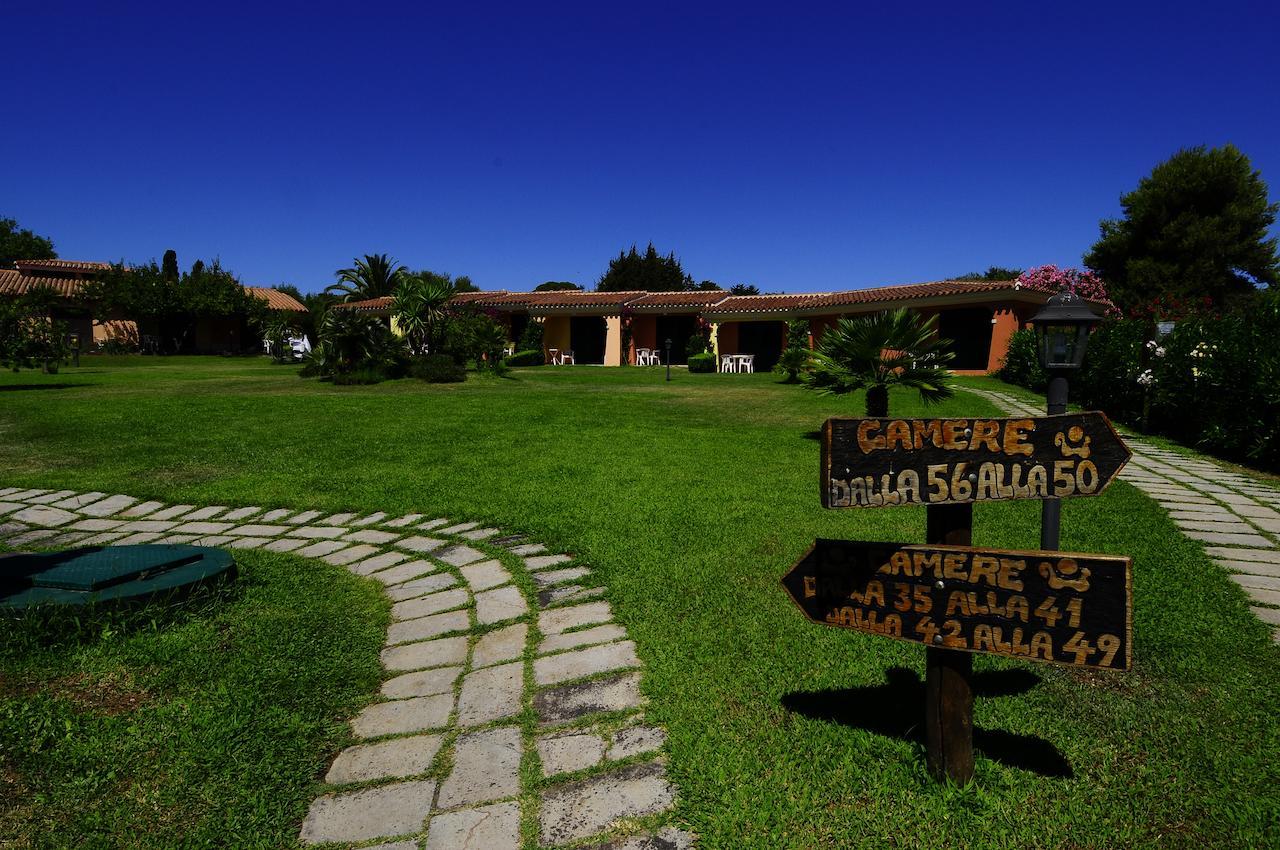 Hotel L'Esagono San Teodoro  Exterior photo