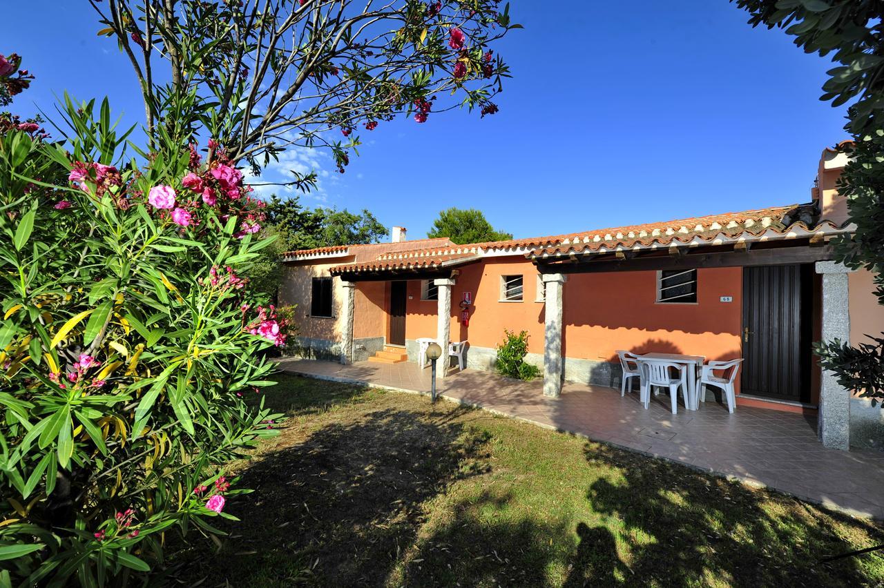 Hotel L'Esagono San Teodoro  Exterior photo